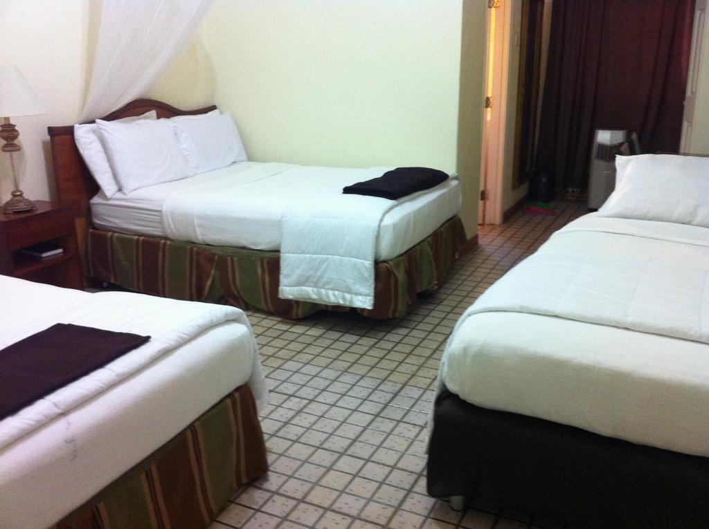 Executive Airport Hotel 恩德培 客房 照片