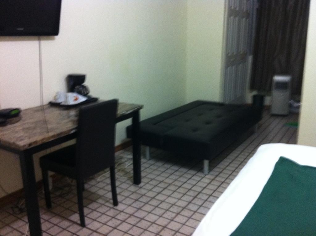 Executive Airport Hotel 恩德培 客房 照片